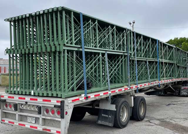 teardrop stock pallet racking